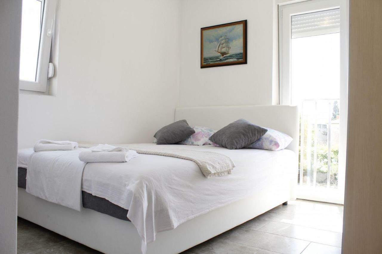 Pearl Of Novalja Apartment Exterior photo
